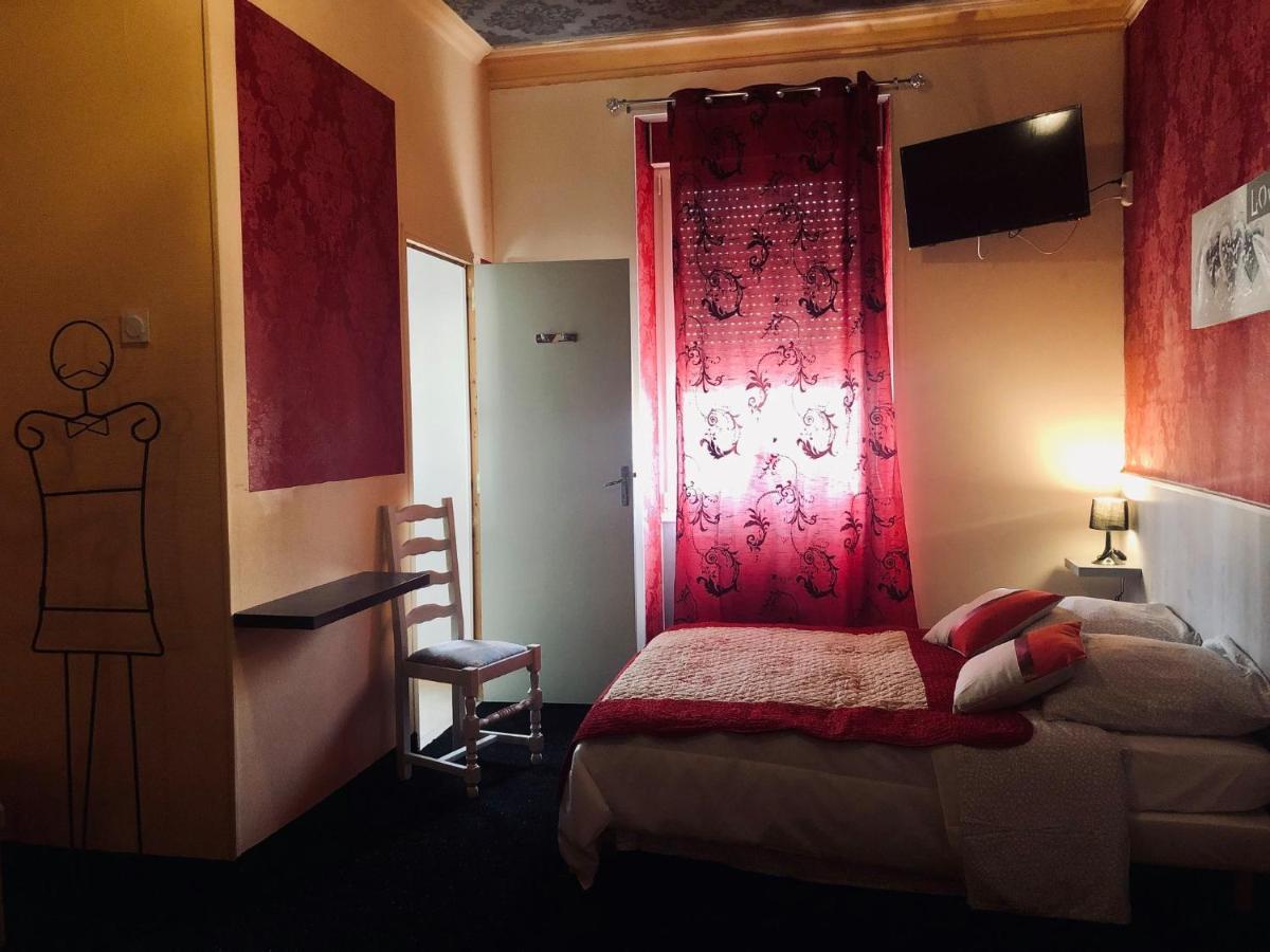 Hotel Le Kamelia 萨莱 外观 照片
